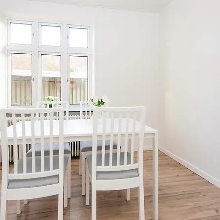 Charming Retreat In - By Traum بيت للعطل *