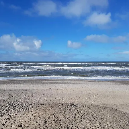 Charming Retreat In - By Traum *