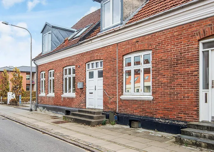 Charming Retreat In - By Traum Ringkobing